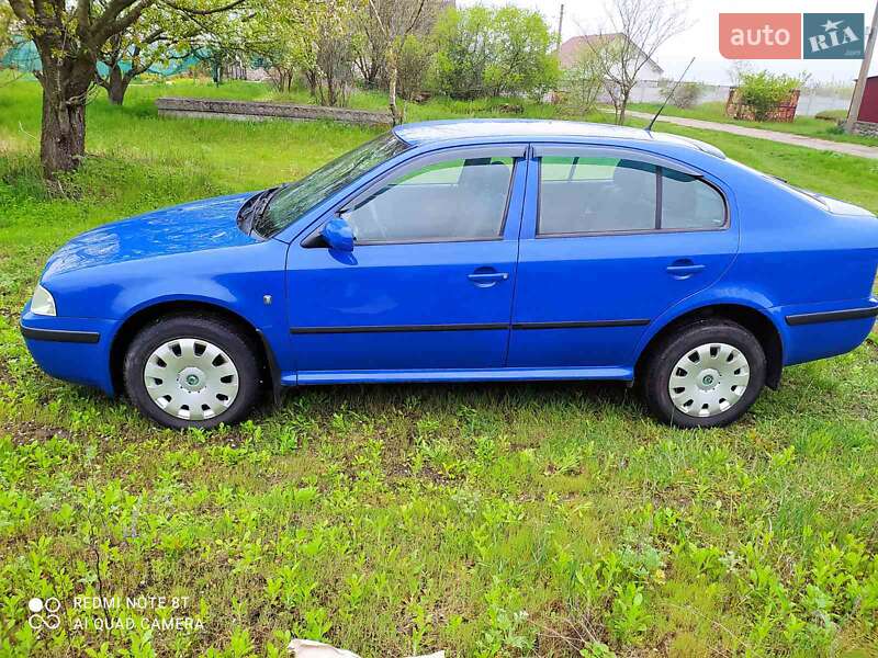 Лифтбек Skoda Octavia 2006 в Ямполе