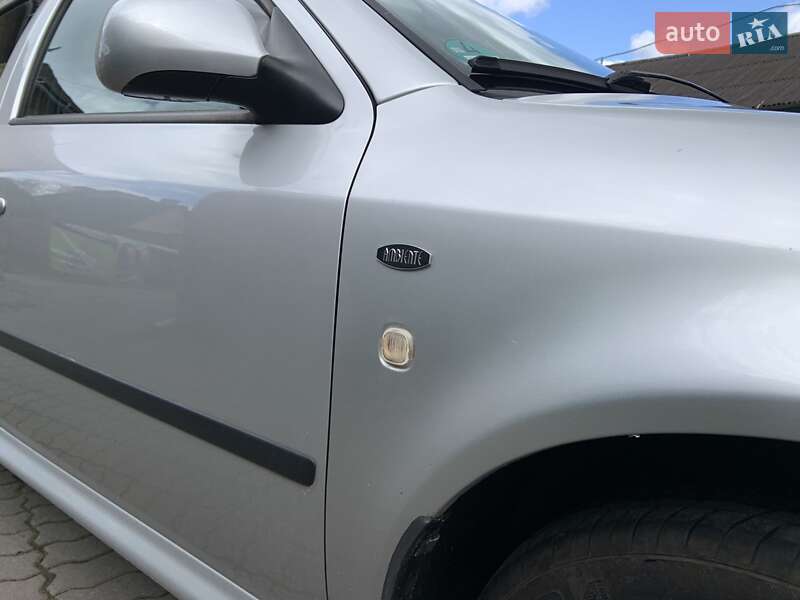 Лифтбек Skoda Octavia 2001 в Луцке