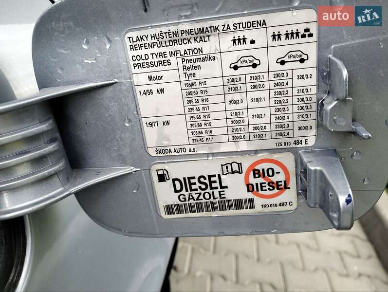 Ліфтбек Skoda Octavia 2009 в 
