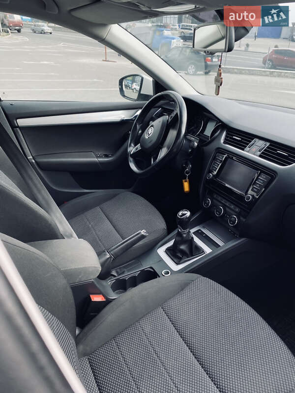 Универсал Skoda Octavia 2016 в Тернополе
