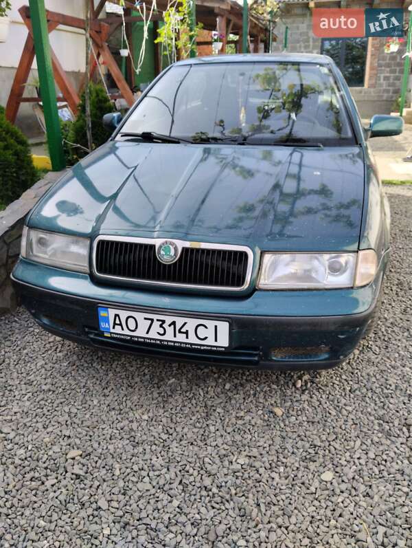 Skoda Octavia 1999