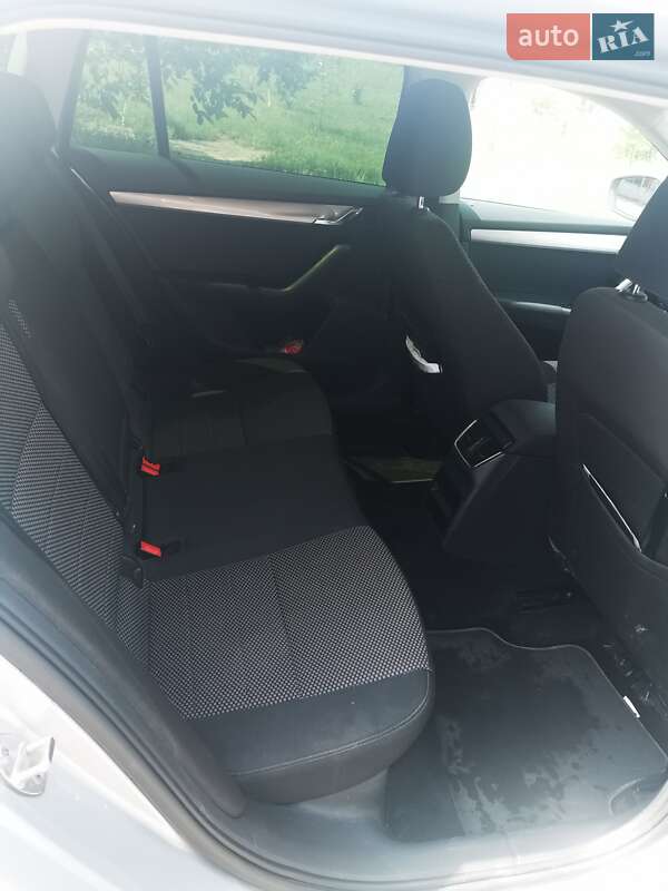 Универсал Skoda Octavia 2014 в Покровске