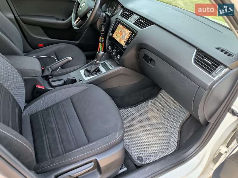 Универсал Skoda Octavia 2017 в Кременчуге