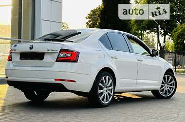 Лифтбек Skoda Octavia 2017 в 