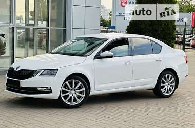 Лифтбек Skoda Octavia 2017 в 