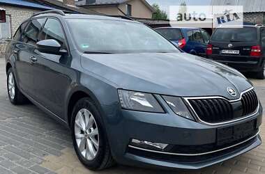 Универсал Skoda Octavia 2019 в Днепре