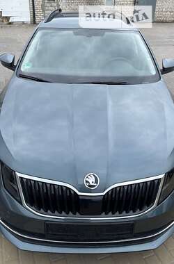 Универсал Skoda Octavia 2019 в Днепре