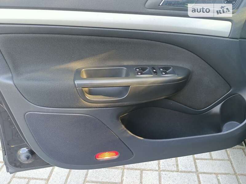 Універсал Skoda Octavia 2013 в Дрогобичі