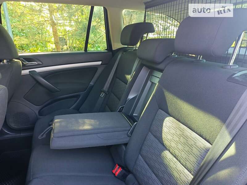 Універсал Skoda Octavia 2013 в Дрогобичі