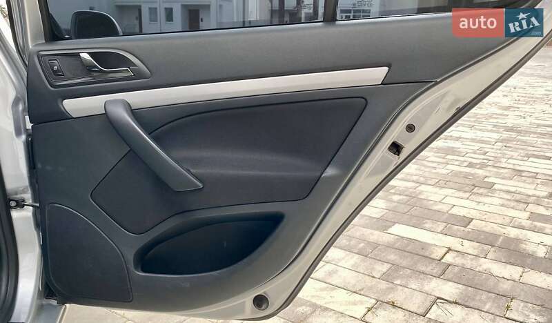 Ліфтбек Skoda Octavia 2012 в Охтирці