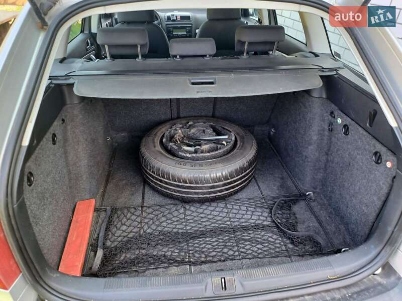 Універсал Skoda Octavia 2005 в Ратному