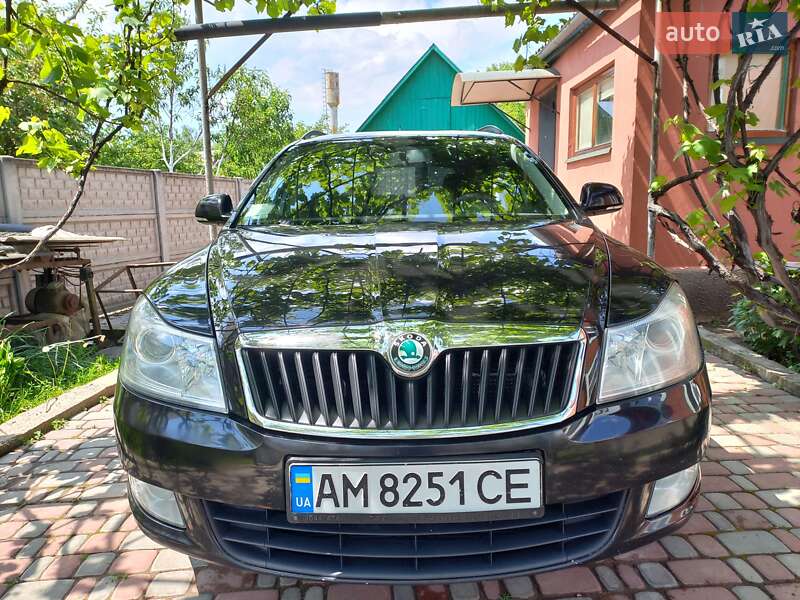 Універсал Skoda Octavia 2011 в Черняхові