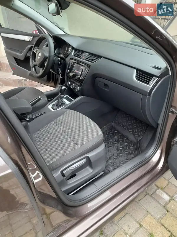 Skoda Octavia 2015 VIN TMBJG7NE5F0165368 фото оголошення 44 з 90