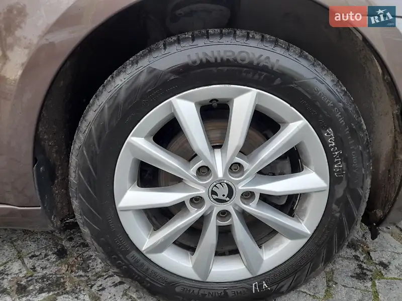 Skoda Octavia 2015 VIN TMBJG7NE5F0165368 фото оголошення 33 з 90