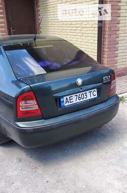 Лифтбек Skoda Octavia 2001 в Запорожье