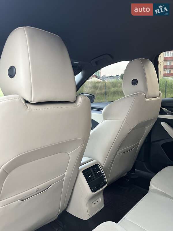 Лифтбек Skoda Octavia 2020 в Ужгороде