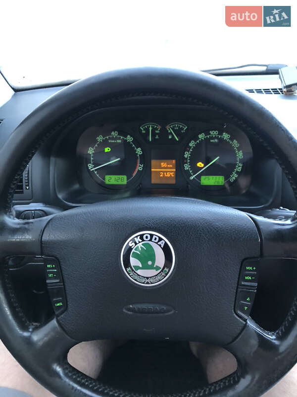 Універсал Skoda Octavia 2002 в Львові