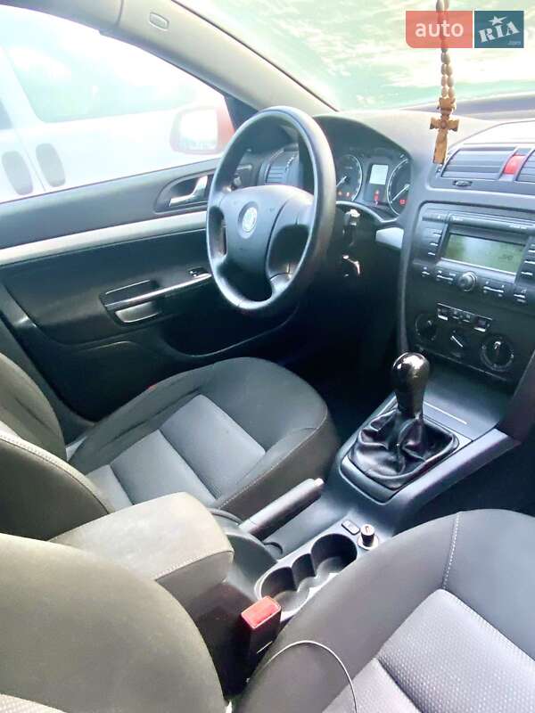 Универсал Skoda Octavia 2008 в Лозовой