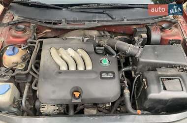 Лифтбек Skoda Octavia 2000 в 