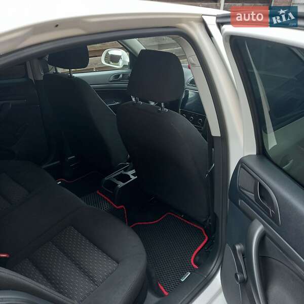 Ліфтбек Skoda Octavia 2012 в Києві