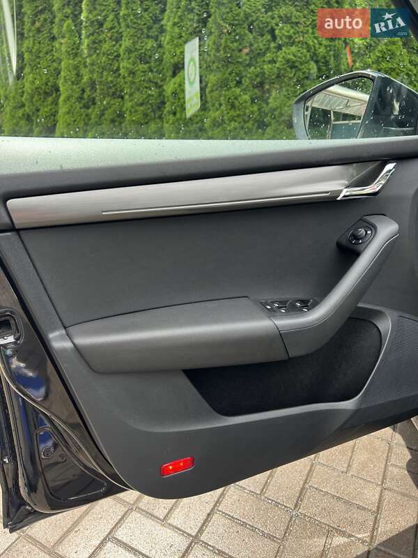 Универсал Skoda Octavia 2017 в Киеве фото 60 Универсал Skoda Octavia 2017 в Киеве