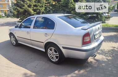 Ліфтбек Skoda Octavia 2010 в 