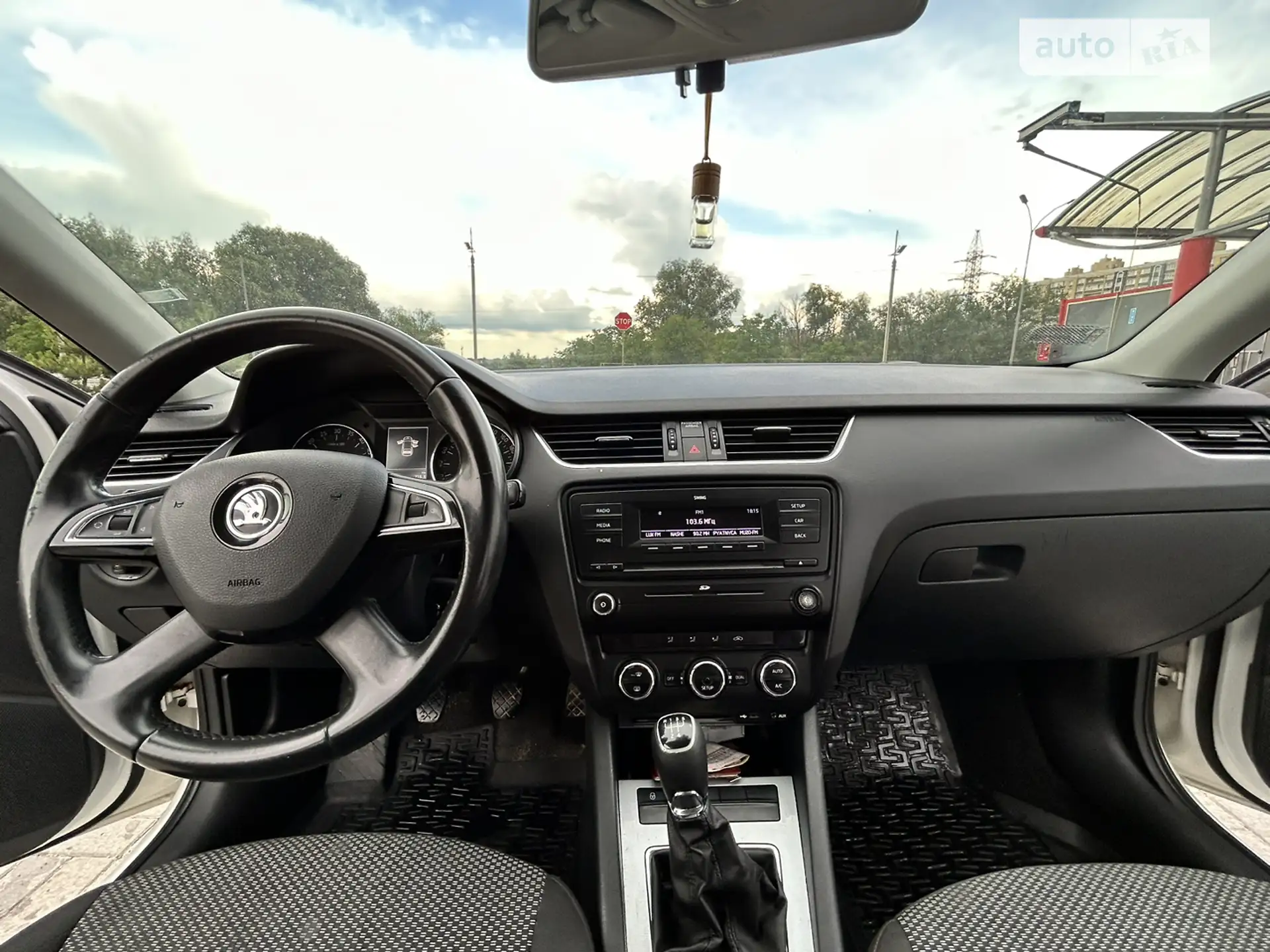 2013 Skoda Octavia - мініатюра 19