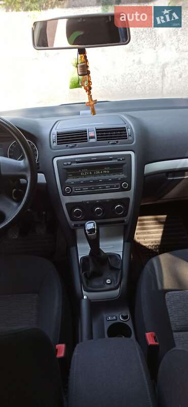Лифтбек Skoda Octavia 2012 в Ровно