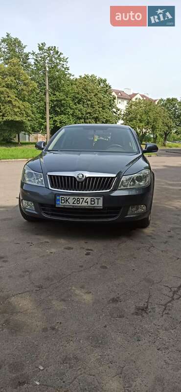 Лифтбек Skoda Octavia 2012 в Ровно