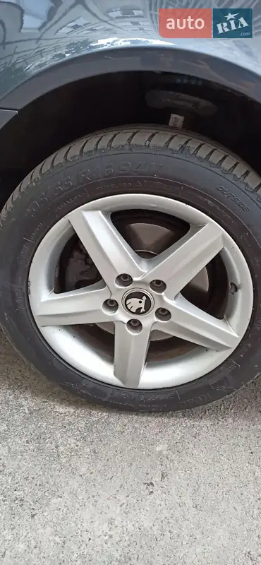 Skoda Octavia 2012 VIN TMBCK41Z8CB155903 фото оголошення 17 з 58
