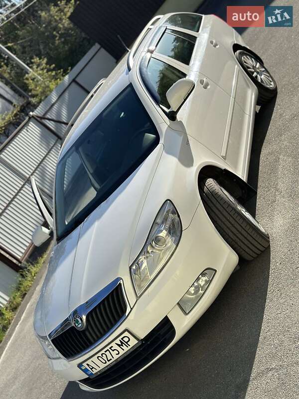 Універсал Skoda Octavia 2011 в Ірпені