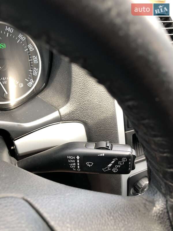 Універсал Skoda Octavia 2009 в Одесі