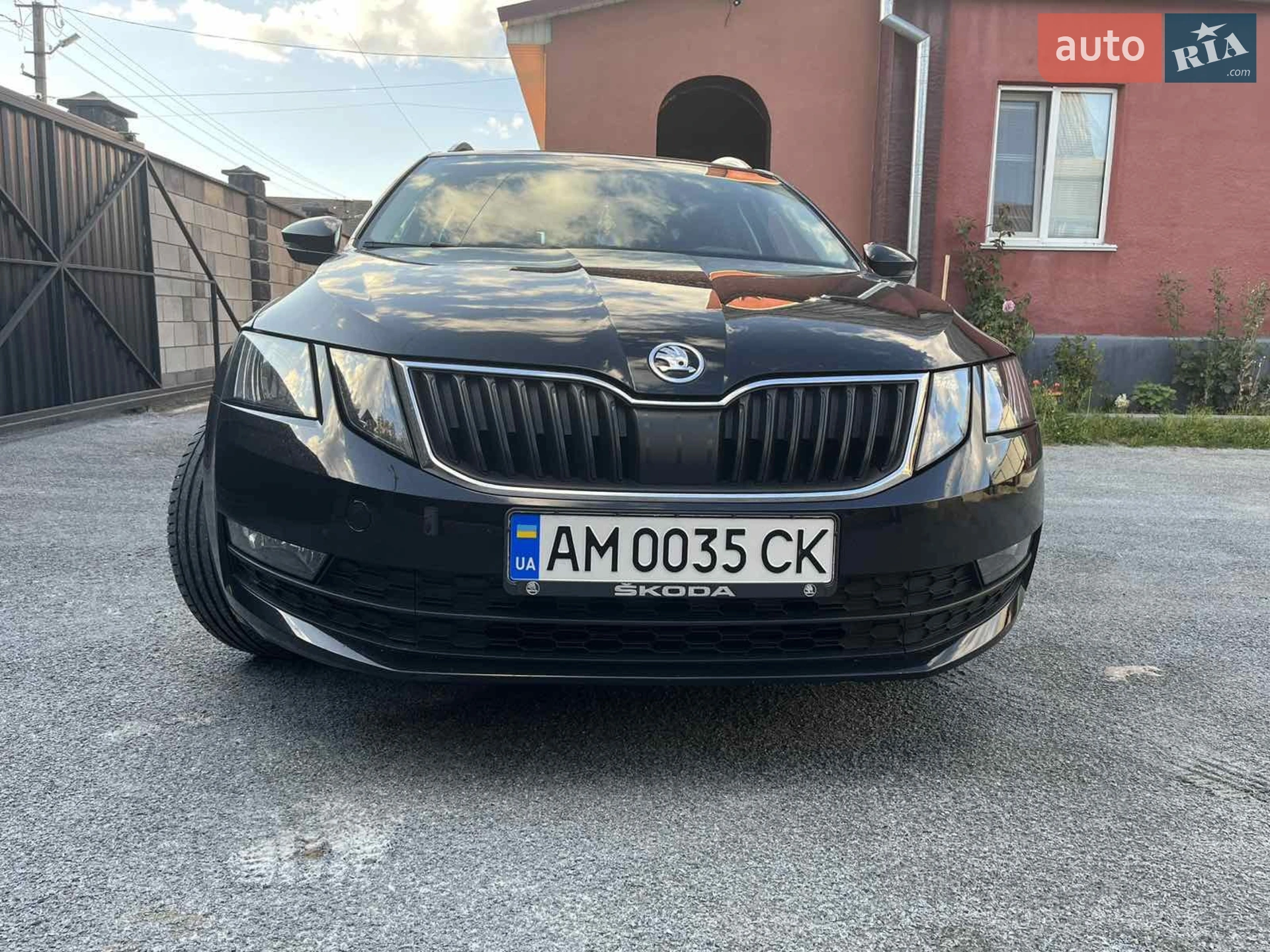 2018 Skoda Octavia - фото 1