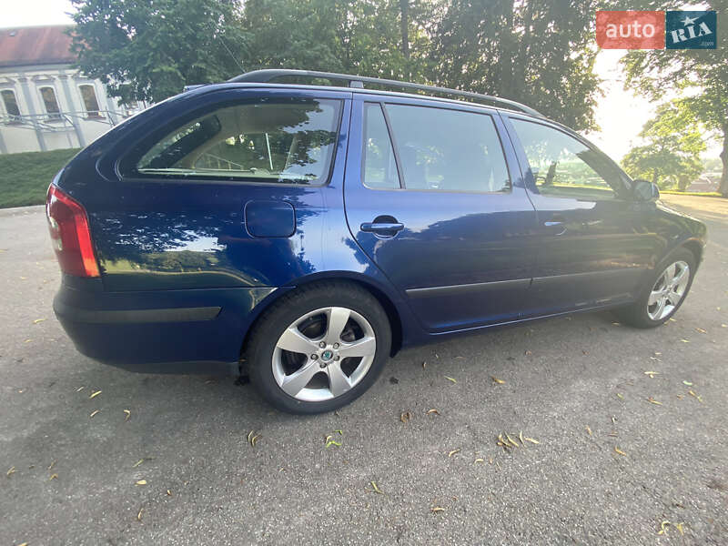 Универсал Skoda Octavia 2006 в Ровно