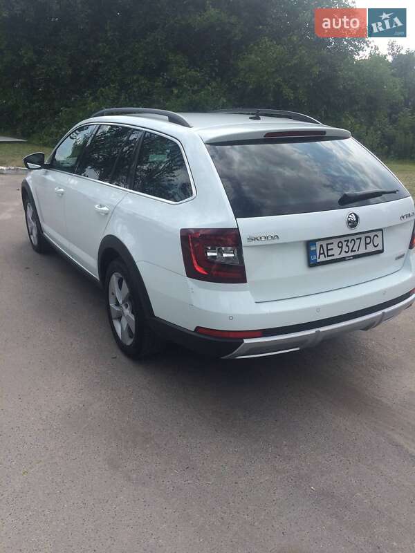 Універсал Skoda Octavia 2017 в Дніпрі
