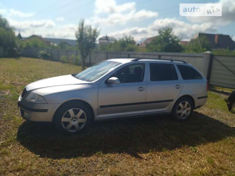 Універсал Skoda Octavia 2008 в Ужгороді