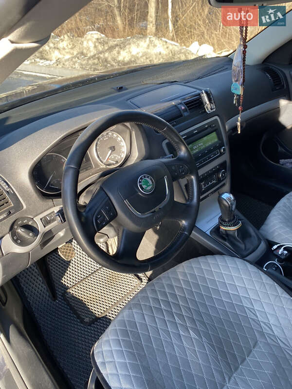Универсал Skoda Octavia 2008 в Надворной фото 12 Универсал Skoda Octavia 2008 в Надворной