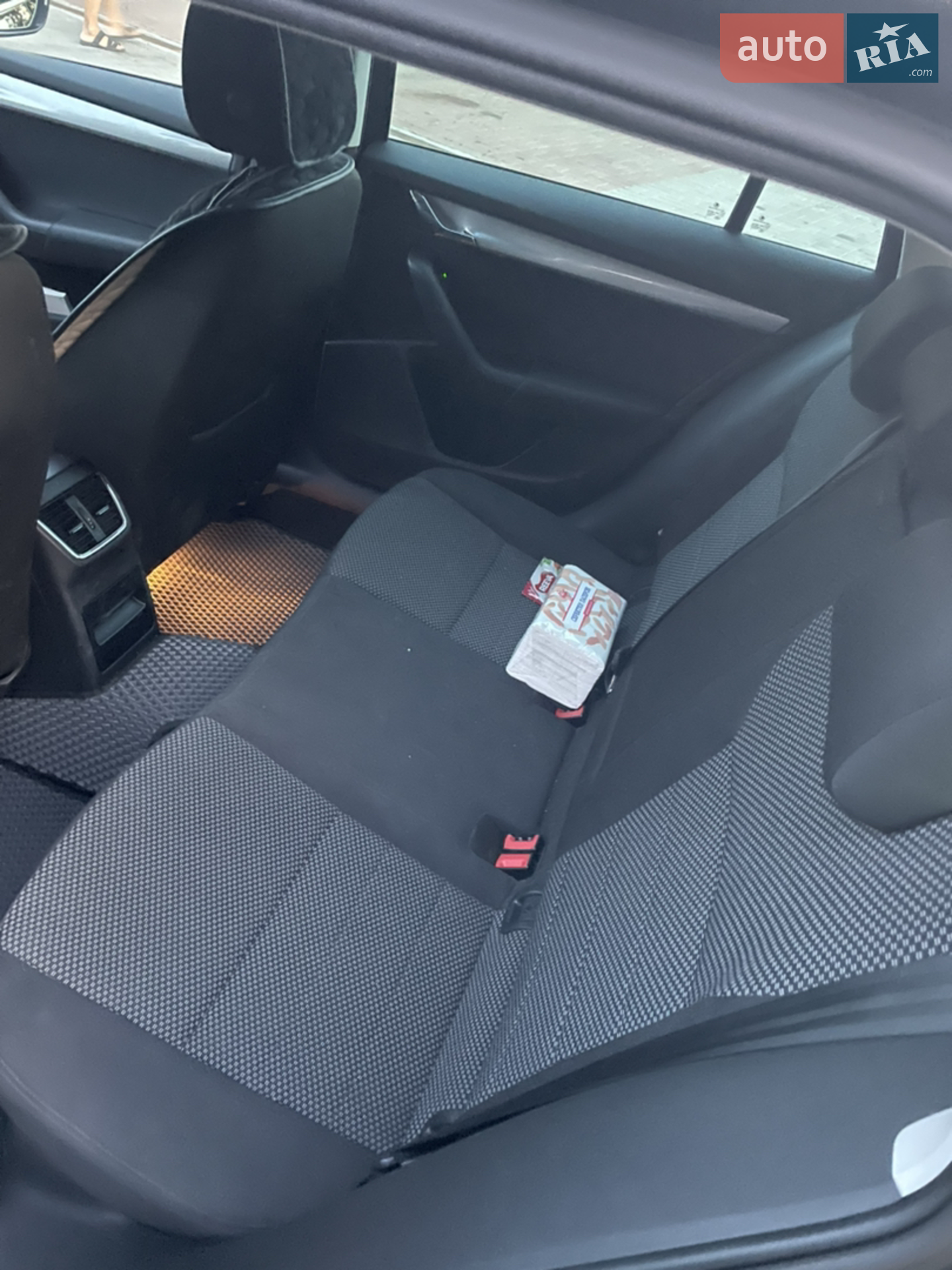 2015 Skoda Octavia - мініатюра 10
