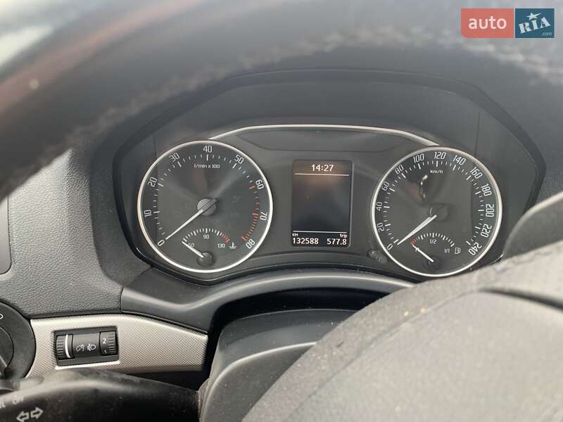 Лифтбек Skoda Octavia 2012 в Чернигове фото 23 Лифтбек Skoda Octavia 2012 в Чернигове