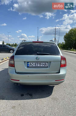 Универсал Skoda Octavia 2009 в 