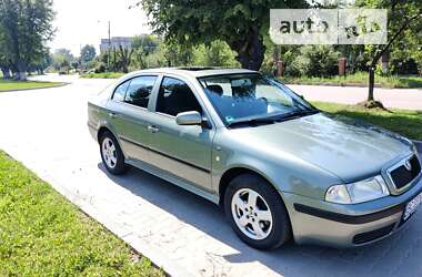 Лифтбек Skoda Octavia 2003 в Червонограде