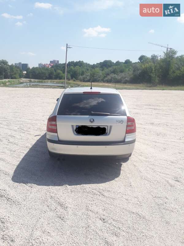 Універсал Skoda Octavia 2005 в Дніпрі