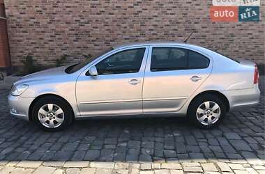 Ліфтбек Skoda Octavia 2012 в Ужгороді
