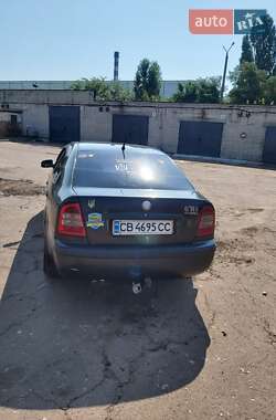 Лифтбек Skoda Octavia 2003 в Чернигове