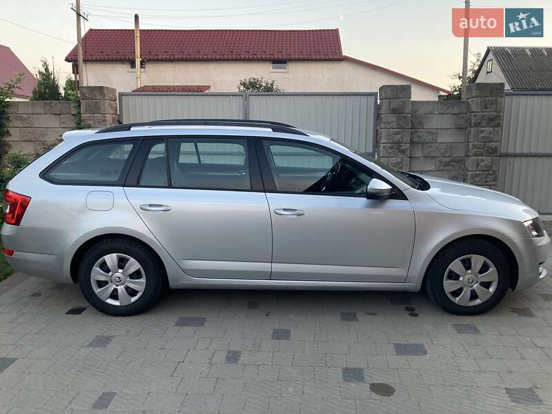 Універсал Skoda Octavia 2015 в Горохові