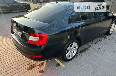 Лифтбек Skoda Octavia 2013 в 