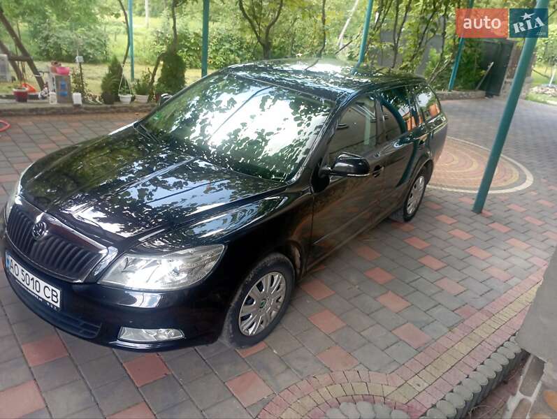 Универсал Skoda Octavia 2010 в Иршаве