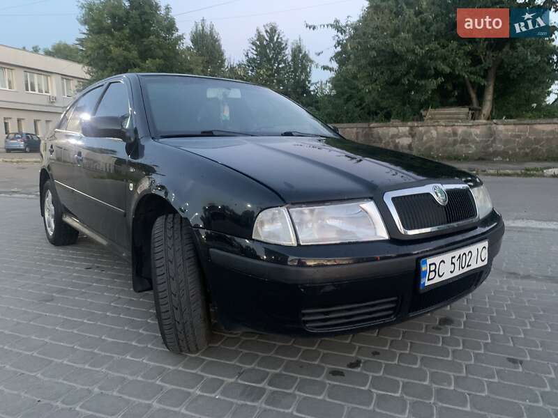 Лифтбек Skoda Octavia 2004 в Львове