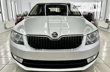 Лифтбек Skoda Octavia 2013 в 