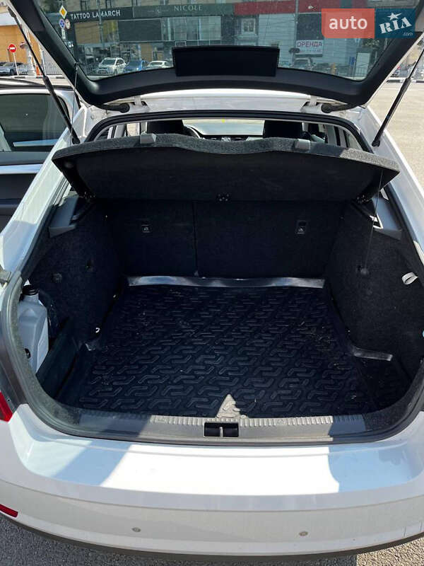 Лифтбек Skoda Octavia 2017 в Харькове фото 3 Лифтбек Skoda Octavia 2017 в Харькове